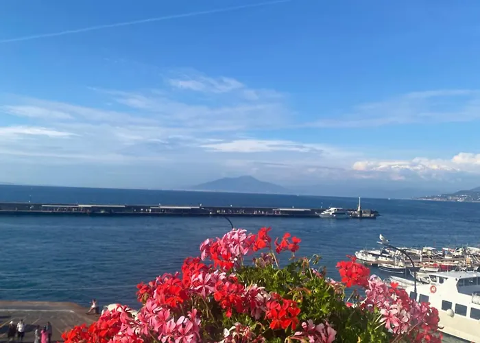 La Baia Di Napoli