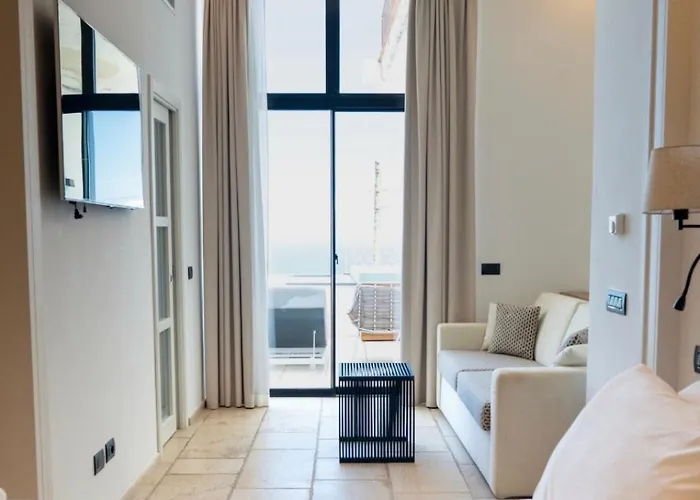 Al Capri Suite & Private Pool